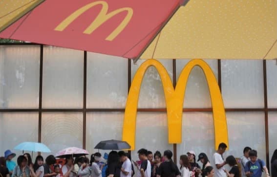 McDonald’s restoranlarını yeniləmək üçün 8,5 milyard dollar yatırır