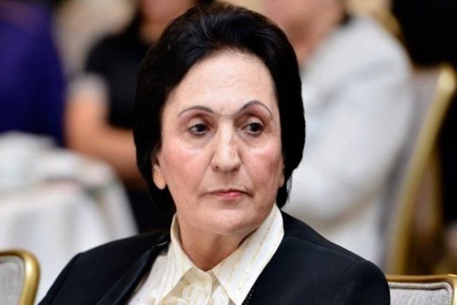 Nurlana Əliyeva məhkəməyə gətirildi