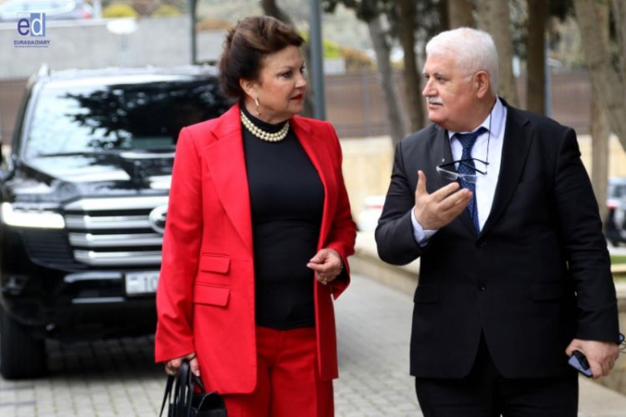 “Sülhün Kökləri” təşkilatının rəhbəri Heidi Kuhnün Azərbaycana SƏFƏRİ BAŞLAYIR - FOTOLAR
