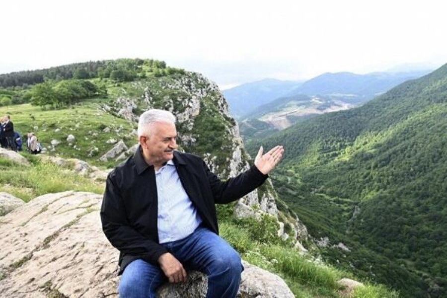Binəli Yıldırım Şuşaya gedir