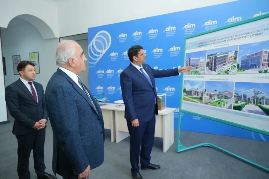 UNEC-in nümayəndə heyəti Naxçıvan Dövlət Universitetinin kampusu ilə tanış olub - FOTOLAR