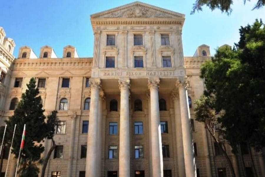 XİN-də diplomatik xidmətə qəbul olmaq istəyənlərin nəzərinə!