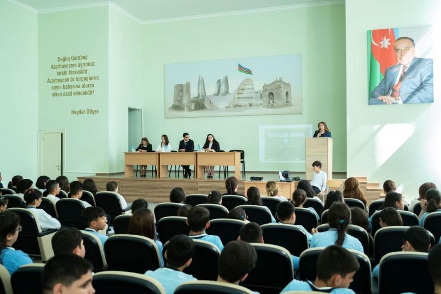 “Təhsildə sosial iş xidməti” çərçivəsində daha iki məktəbin kollektivi ilə görüş təşkil edilib