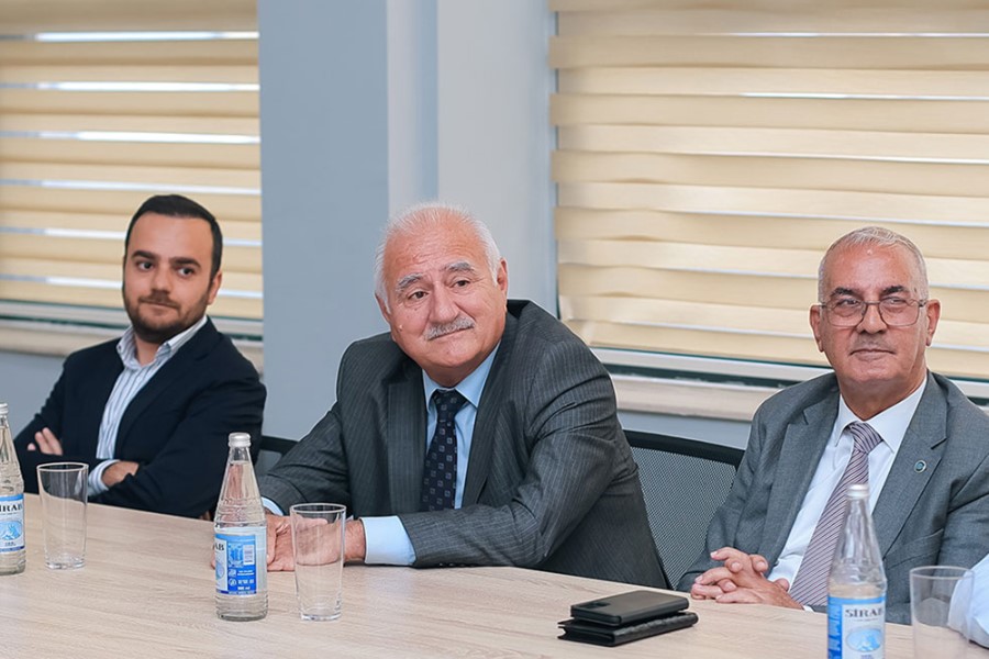 Elm və Təhsil Nazirliyi yanında İctimai Şuranın yeni sədri seçildi - FOTO
