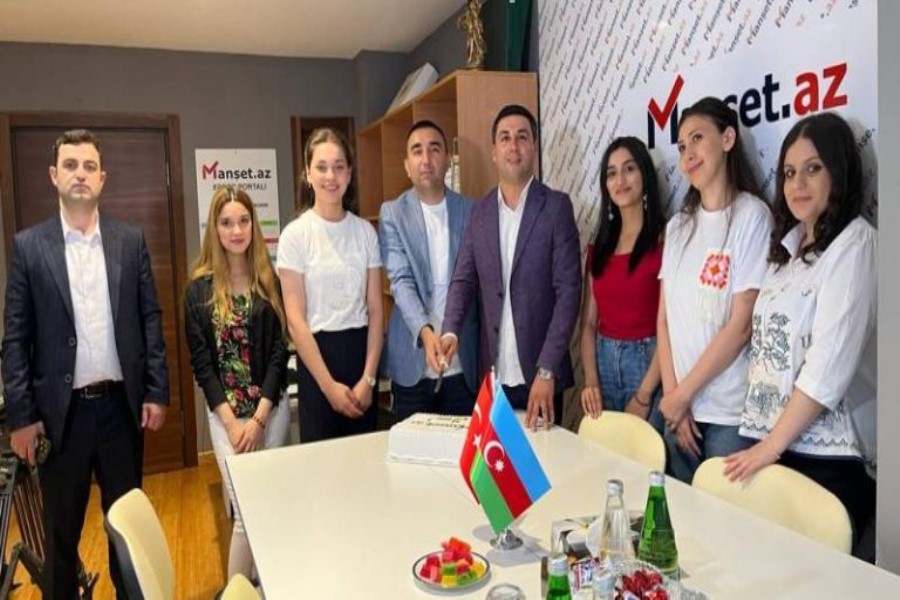 Manşet.az 2 yaşını qeyd edir – FOTO