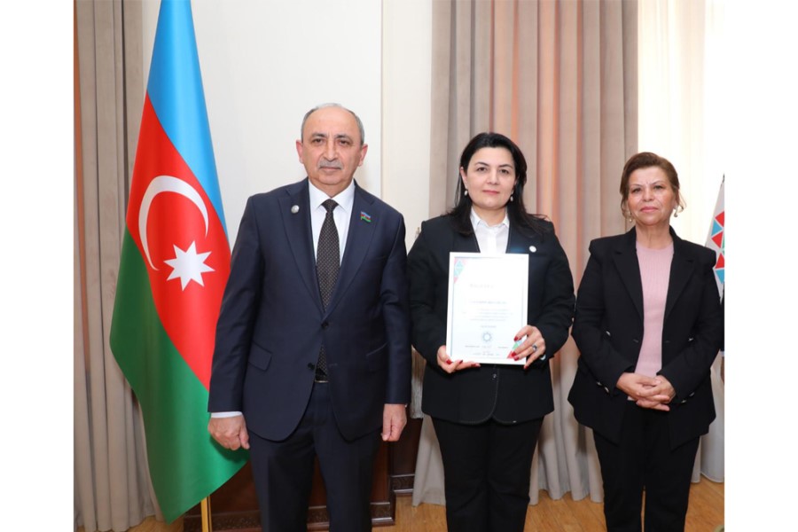 Tarixçi alim Leyla Calalova təltif edilib