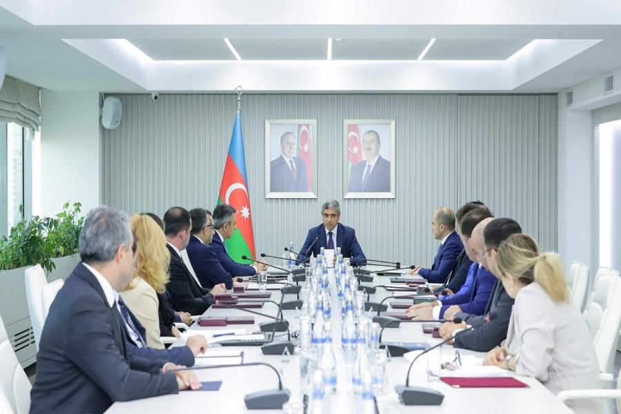 Dövlət başçısı tərəfindən təltif edilmiş Nazirlik əməkdaşlarına vəsiqə və medallar təqdim olunub - FOTOLAR
