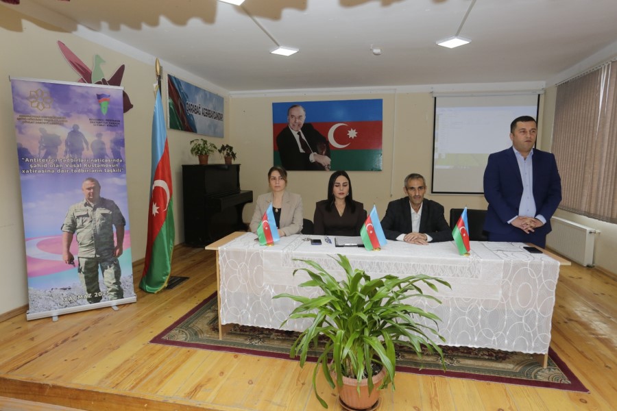 Məktəblilərə şəhid polkovnik-leytenant Vüsal Rüstəmovun döyüş yolundan bəhs edilib - FOTOLAR
