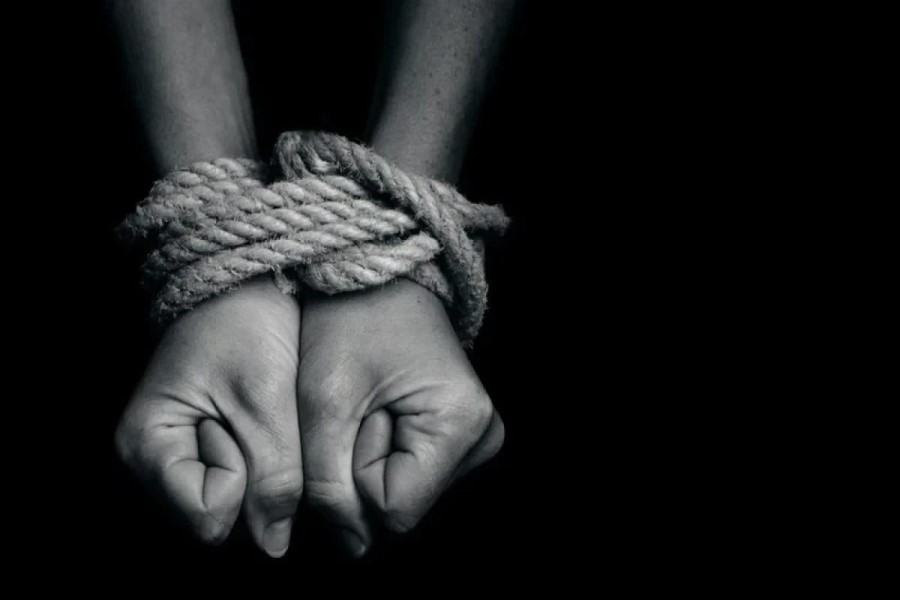 Saxta iş vədləri ilə insan alveri: risklər artır