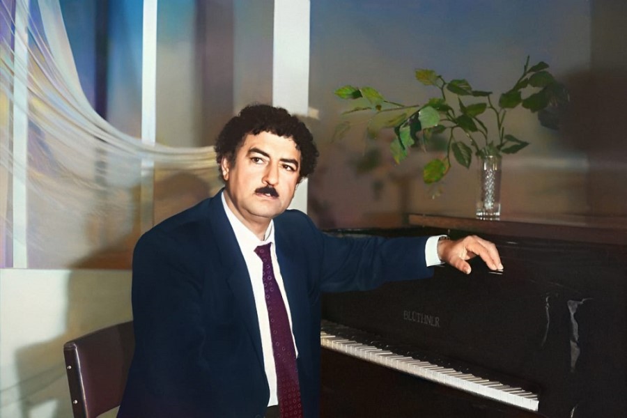 “Mahnını neçə illər bəyənib oxuyan olmur” – Adil Nəsibov