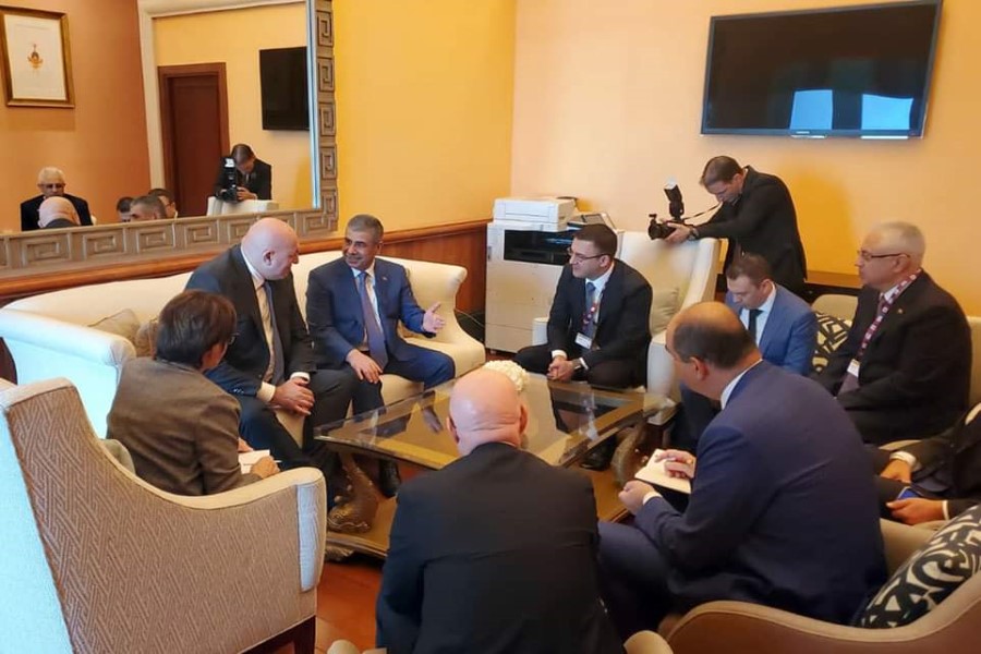 Müdafiə naziri italiyalı həmkarı ilə görüşüb