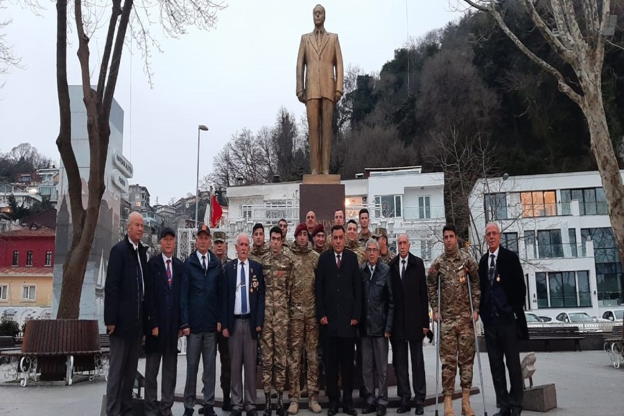 Qazilərimiz İstanbulda "Heydər Əliyev" Parkını ziyarət edib