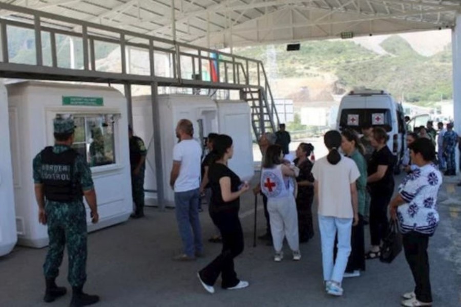 Qarabağı tərk edən erməniəsilli sakinlərin sayı 2906-ya çatıb