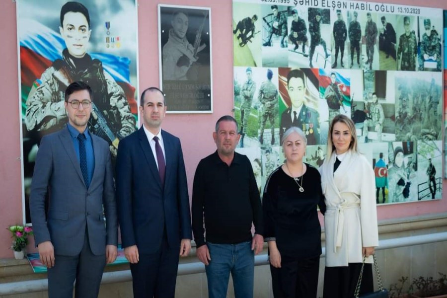 Şəhid Elşən Müslümovun ailəsi ilə görüş olub