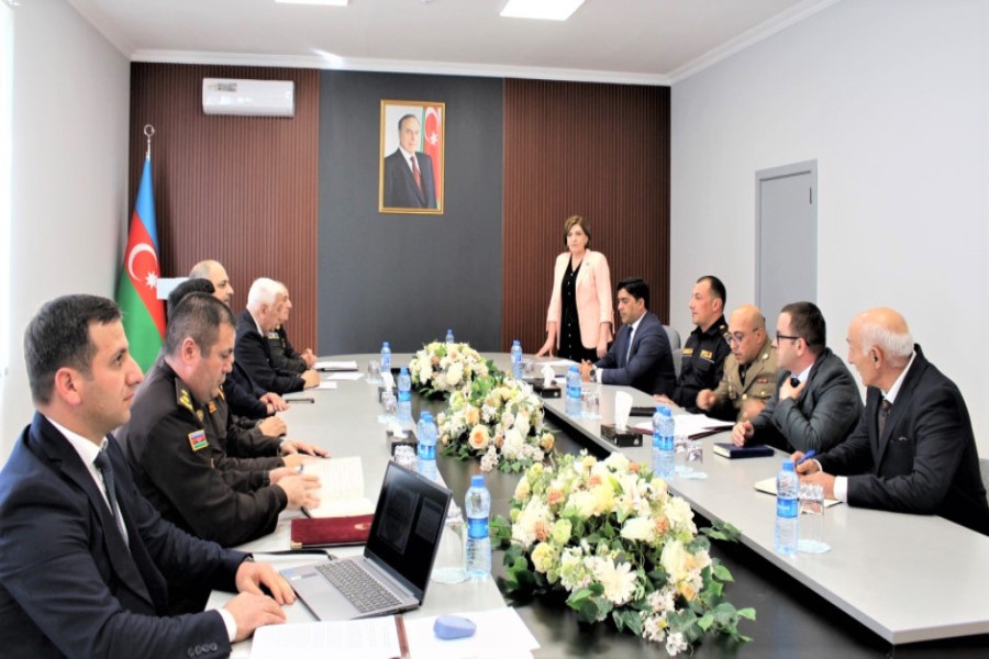FHN tərəfindən Oğuz Rayon İcra Hakimiyyətində “dəyirimi masa” keçirilib - FOTOLAR