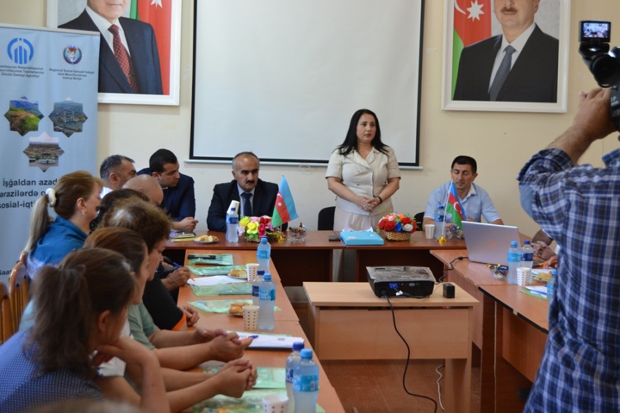“İşğaldan azad edilmiş ərazilərdə quruculuğun sosial-iqtisadi aspektləri” mövzusunda tədbir keçirilib - FOTOLAR