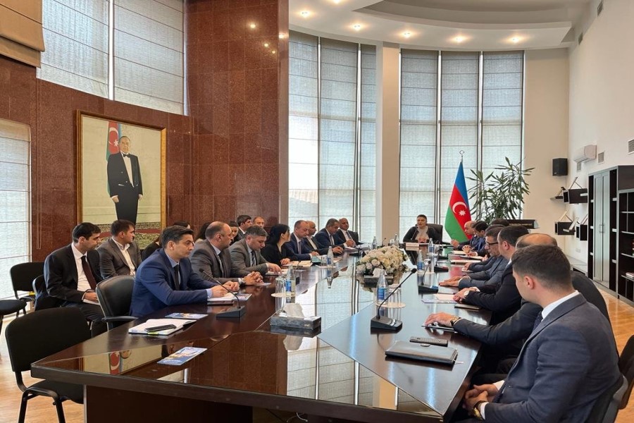 İcra hakimiyyəti əməkdaşları üçün “Korrupsiyaya qarşı mübarizə və etik davranış qaydaları” mövzusunda təlim keçirilib - FOTOLAR