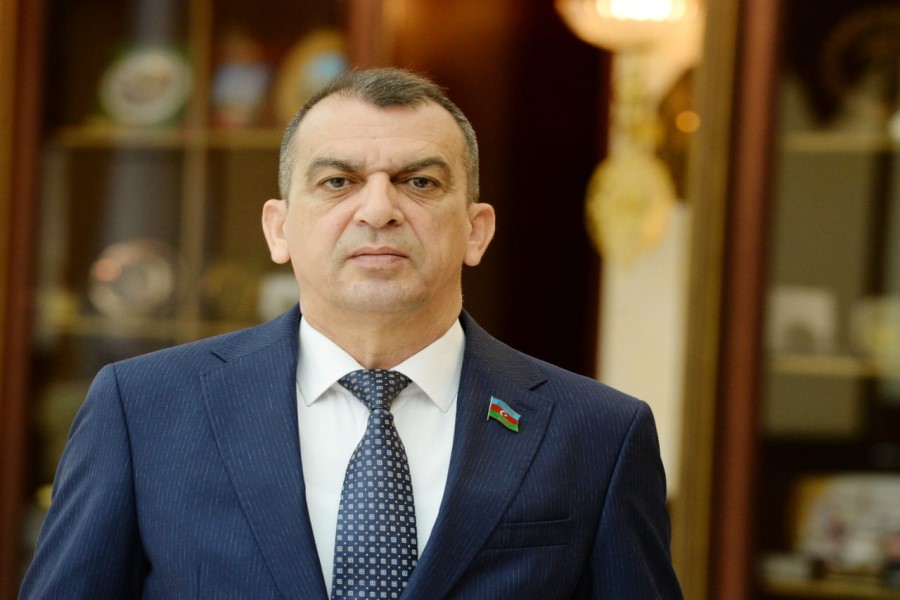 Deputat: "Müasir Azərbaycan dövlətinin memarı"