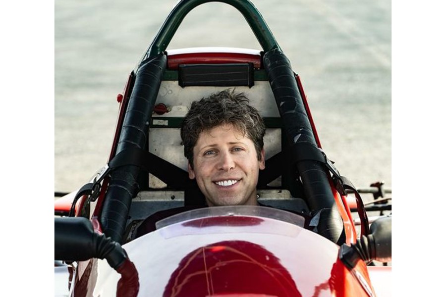 ChatGPT qurucusu Sam Altman Microsoft-a qoşulur