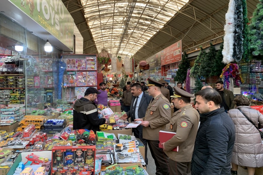 FHN-in Dövlət Yanğın Nəzarəti Xidməti “Sədərək” ticarət mərkəzində təlim təşkil edib