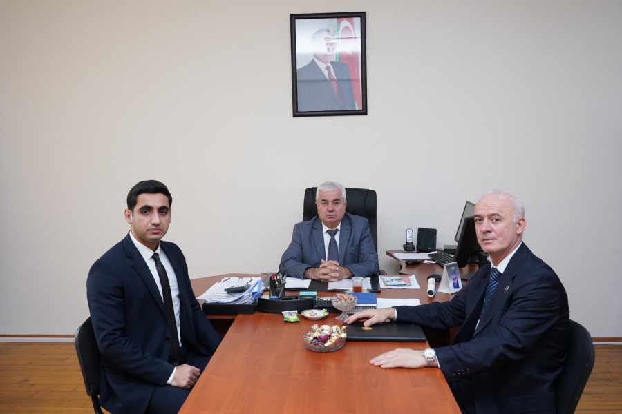 QHT Suraxanı rayonu 85 nömrəli tam orta məktəbdə maarifləndirici tədbir keçirib - FOTOLAR