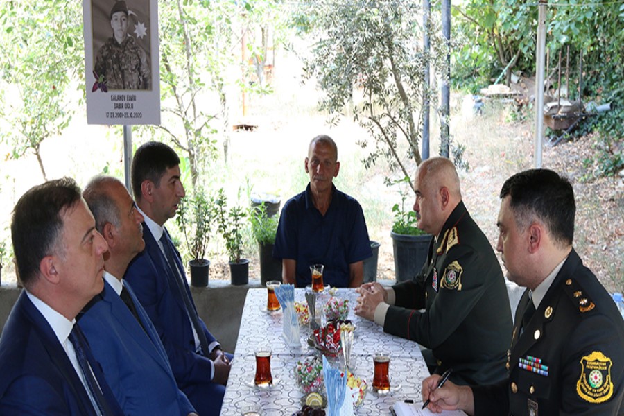 Qurban bayramı münasibətilə şəhid ailələri ziyarət olunub - FOTO
