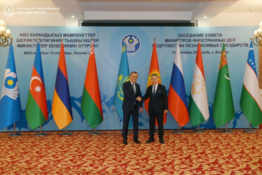Bişkekdə MDB XİN başçılarının Şurası öz işinə başlayıb, Ceyhun Bayramov qırğız həmkarı ilə görüşüb