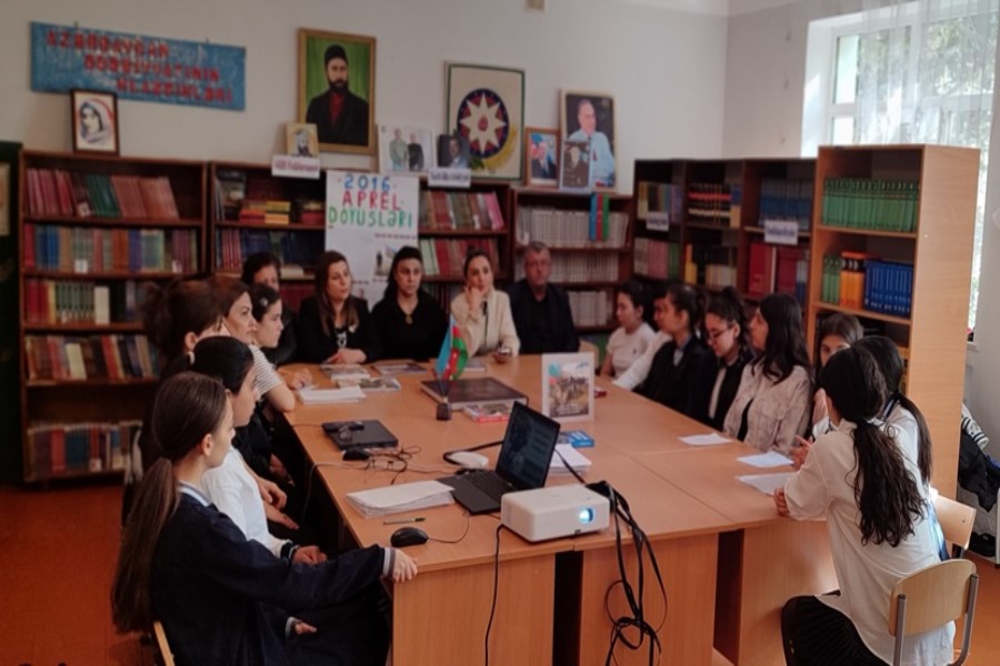 "Zəfərə aparan yol: Aprel döyüşləri" adlı dəyirmi masa keçirilib - FOTOLAR