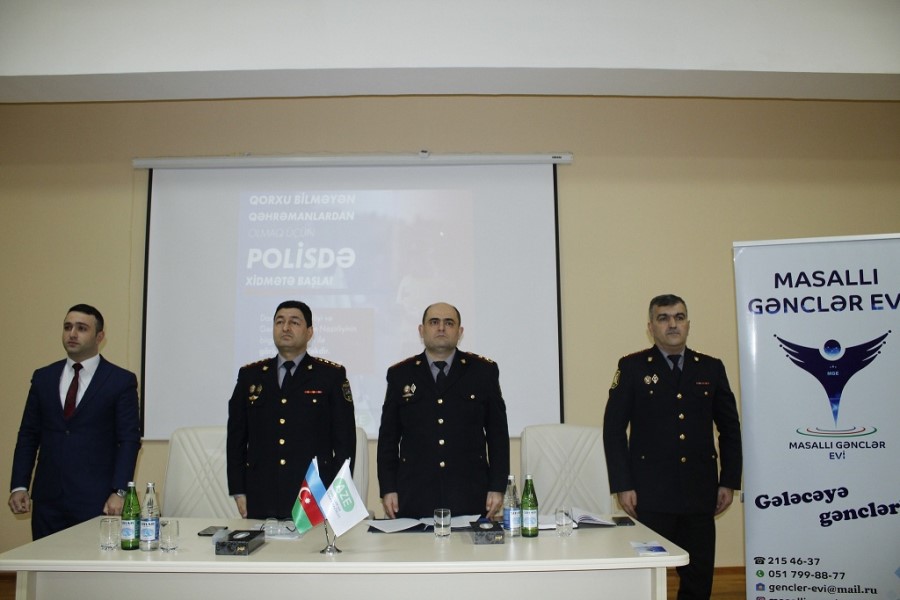 “Qorxu bilməyən qəhrəmanlardan olmaq üçün polisdə xidmətə başla”