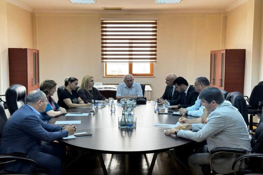 FHN yanında İctimai şuranın yeni tərkibdə ilk iclası keçirilib - FOTOLAR