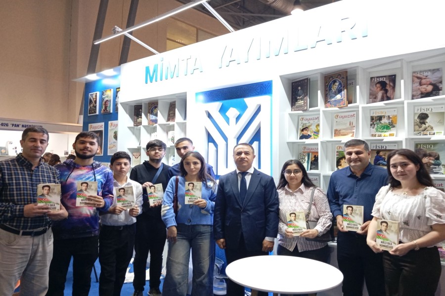 “Mirzə Bala Məmmədzadə və Azərbaycan siyasi düşüncə tarixi” adlı kitabın imza günü keçirilib - FOTOLAR