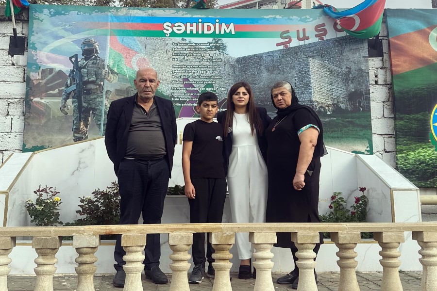 Millət Vəkili şəhid Orxan İsmayılovun anım günündə iştirak edib və şəhid bulağını ziyarət edib