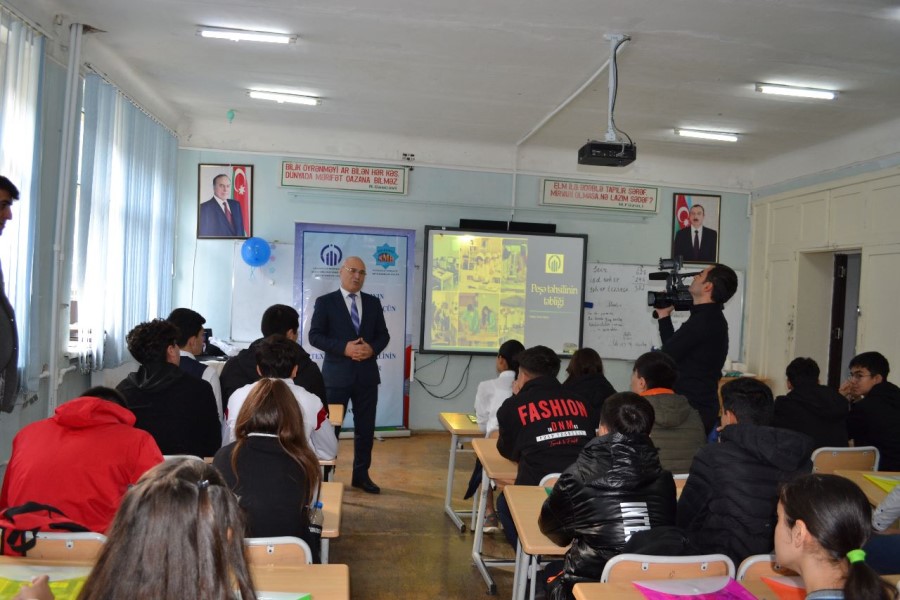 Yuxarı sinif şagirdlərinə əmək bazarının güçləndirilməsi üçün texniki-peşə təhsilinin təbliğinə dair seminar keçirilib