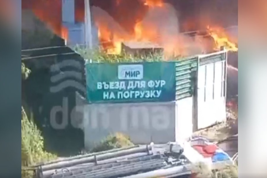 Anbarda güclü yanğın baş verib - FOTO