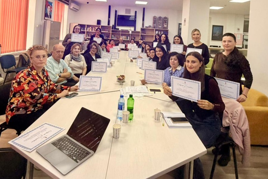 ADU-da macarıstanlı professorun iştirakı ilə beynəlxalq təlim keçirildi - FOTOLAR