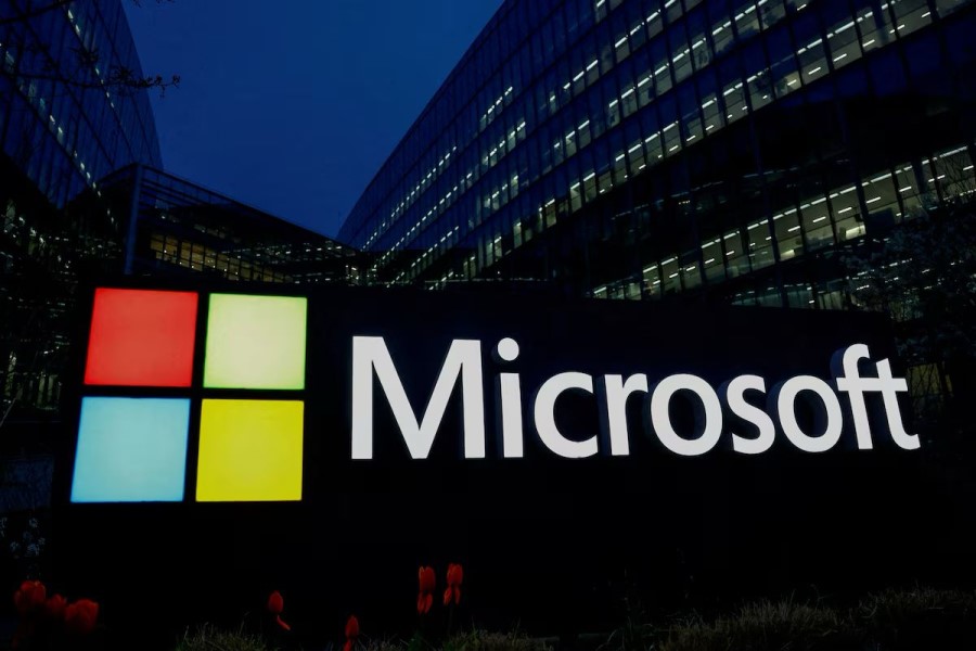 Microsoft Anthropic-in yeni AI modelindən istifadəni məhdudlaşdırıb
