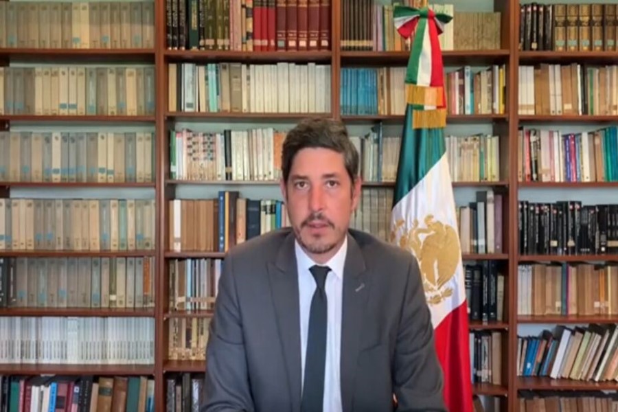 Peru Meksika səfirini “persona non-qrata” elan etdi
