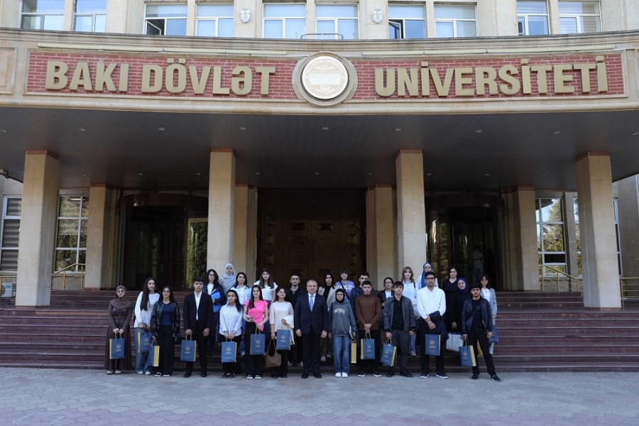 BDU-da “Birincilik” təqaüdünün qalibləri ilə görüş keçirilib - FOTOLAR