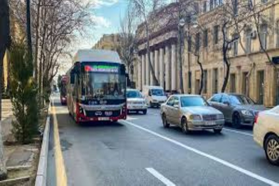 SON DƏQİQƏ:Bakıda avtobusda söyüşlə zarafat qanla bitdi