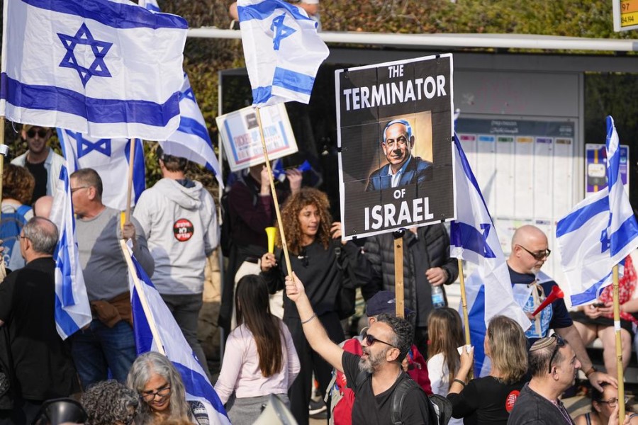 Minlərlə israilli Netanyahuya qarşı küçələrə çıxıb - ÖZƏL