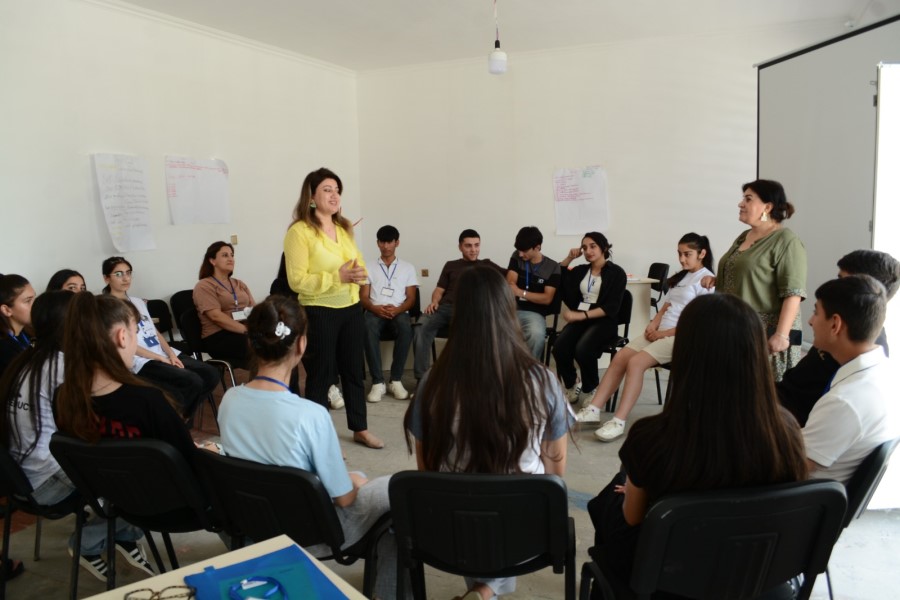 “Yaşıl enerji ilə təmiz gələcəyə doğru” layihəsi çərçivəsində növəti təlim keçirilib