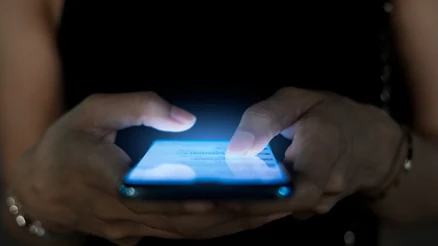 Sosial media və ekran asılılığı psixi sağlamlığa təsir edir
