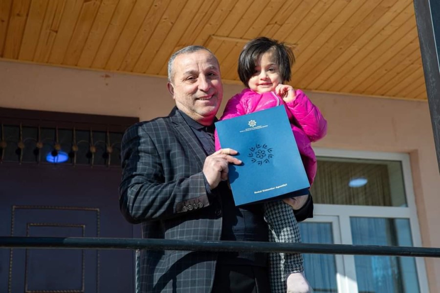 Bölgələrdə şəhid ailələri və müharibə ilə əlaqədar əlilliyi olan şəxslərə daha 100 mənzil və fərdi ev verildi