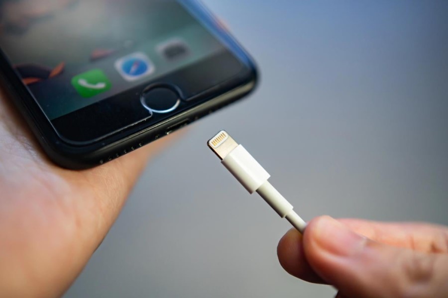 Bu 9 hiylə iPhone-u daha tez doldurmağa kömək edəcək