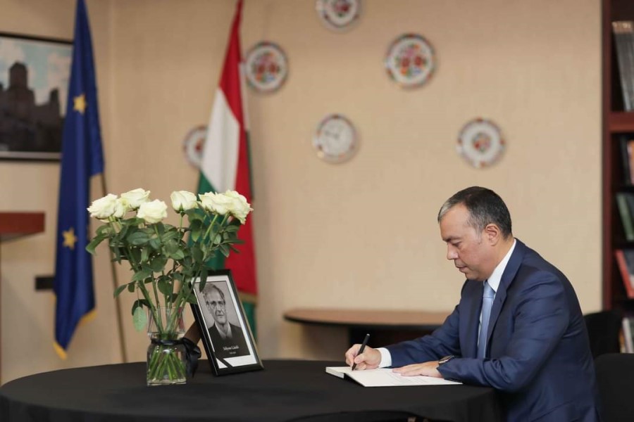 Nazir Sahil Babayev Macarıstanın sabiq prezidenti Laslo Şoyomun vəfatı ilə əlaqədar başsağlığı verib
