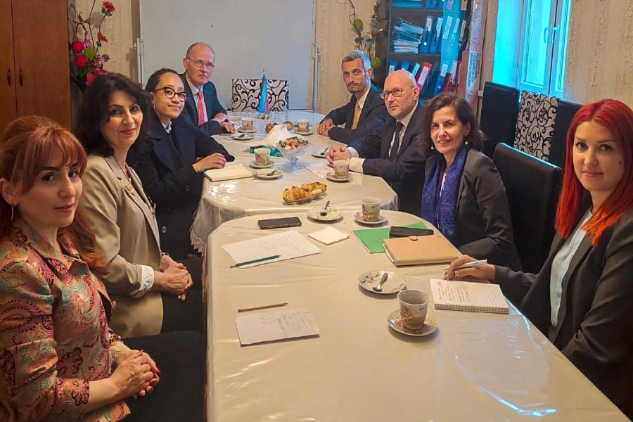 Səfir QHT-ni ziyarət etdi - FOTO
