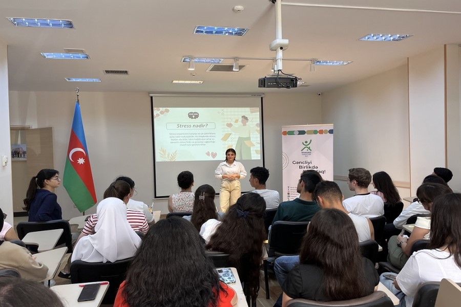 “StressliSən?” adlı təlim keçirilib - FOTOLAR