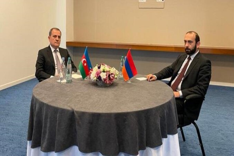 Bayramovla Mirzoyan Tehranda görüşdü