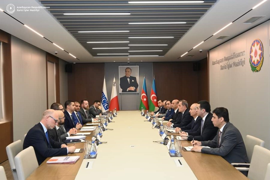 Ceyhun Bayramov Yan Borq ilə görüşüb