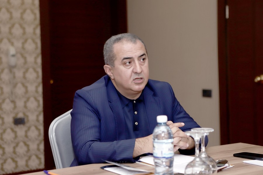 Azərbaycanda vətəndaşların problemlərinin həll olunmasına mane olan səbəblər açıqlanıb